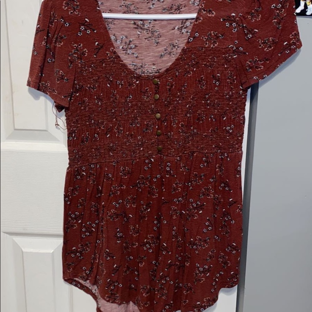adorable blouse💋💋💋 - Picture 2 of 3